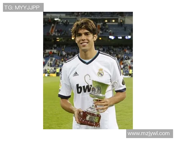 足球明星卡卡的真实姓名及其职业生涯精彩瞬间回顾 足球明星卡卡的真实姓名及其职业生涯精彩瞬间回顾