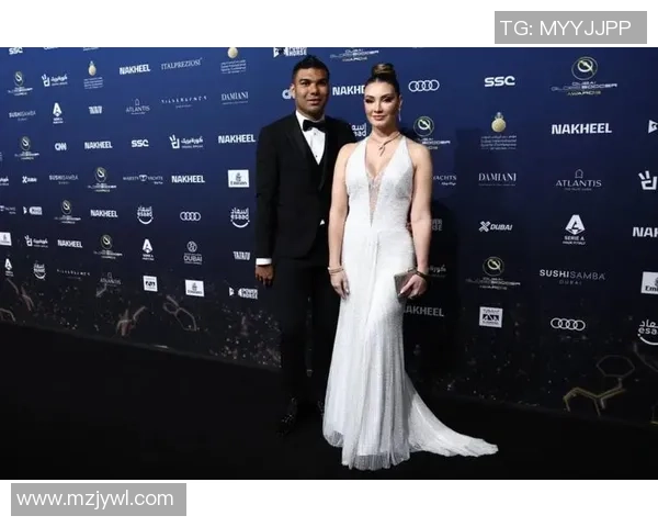 足球明星的另一半：揭晓不同球星女友的名字与故事