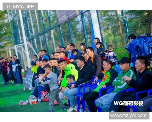 香港足球明星队莅临开平展开友谊赛助力地方足球发展与文化交流